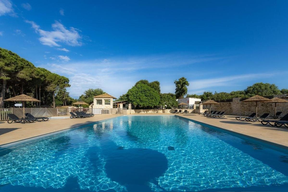 Camping Campo Di Liccia Bonifacio  Exterior photo